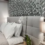 Garden Palace Hotell 4*