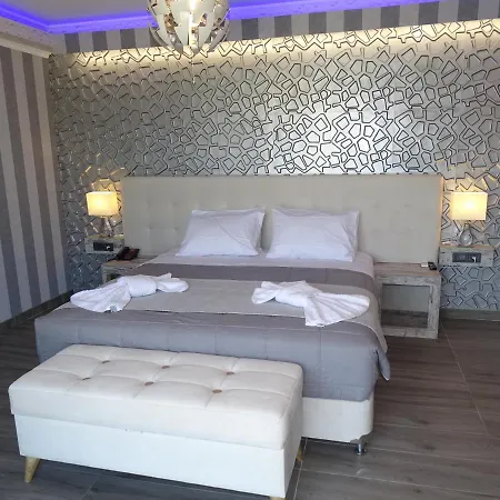 Garden Palace 4* לגאנאס