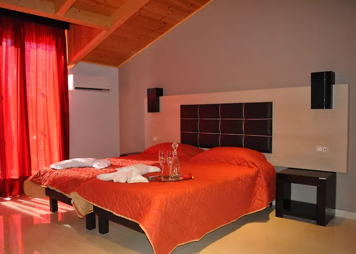 Garden Palace Laganas