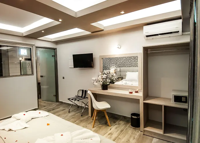 Garden Palace Hotel 4*