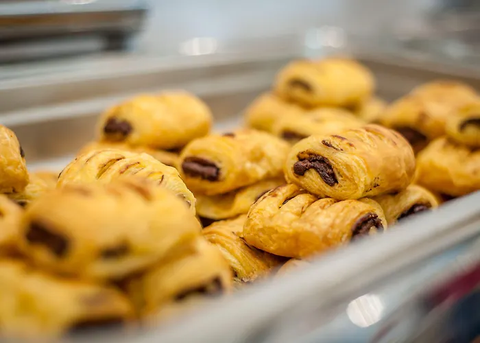 Garden Palace Laganas