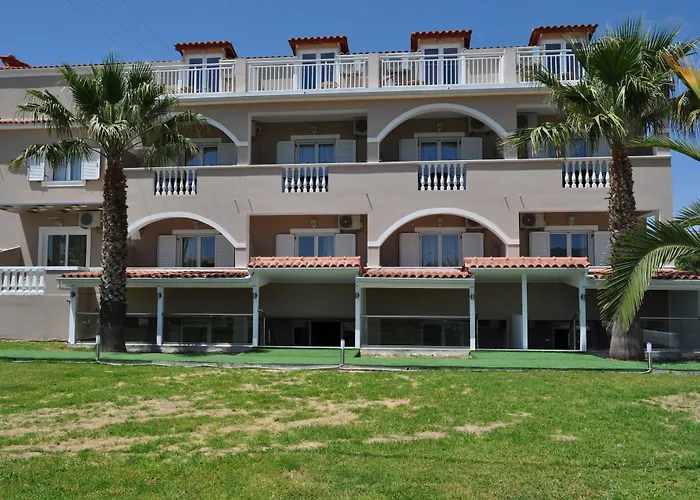 Garden Palace Hotel 4*