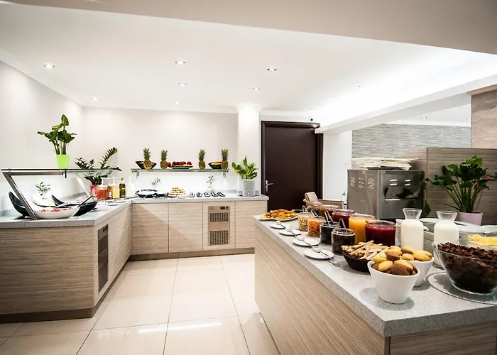 Garden Palace Laganas