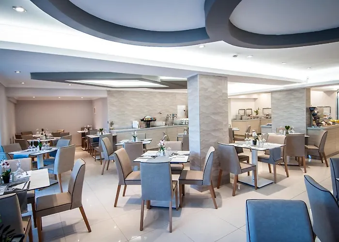 Garden Palace Hotel 4*