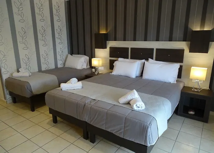 Garden Palace Laganas