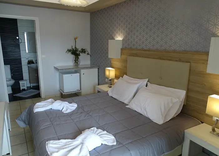 Garden Palace Hotel 4*