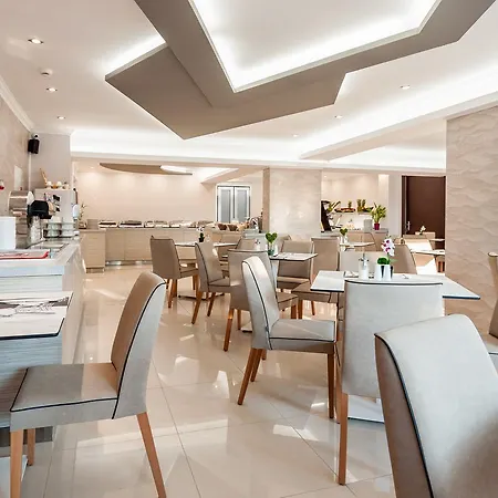 Garden Palace Ξενοδοχείο 4*