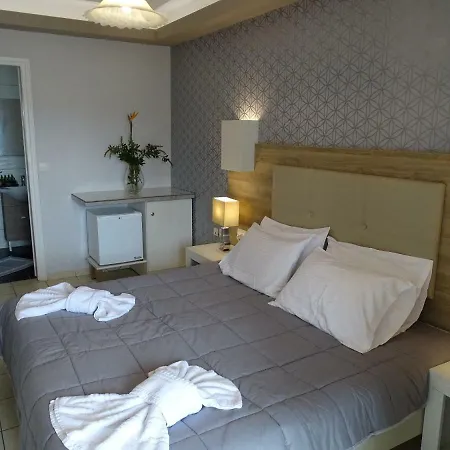 Garden Palace Ξενοδοχείο 4*