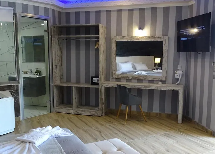 Garden Palace Hotell 4*